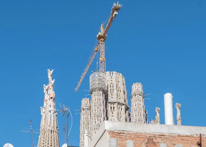 Homenfun Atico Sagrada Familia Gaudi